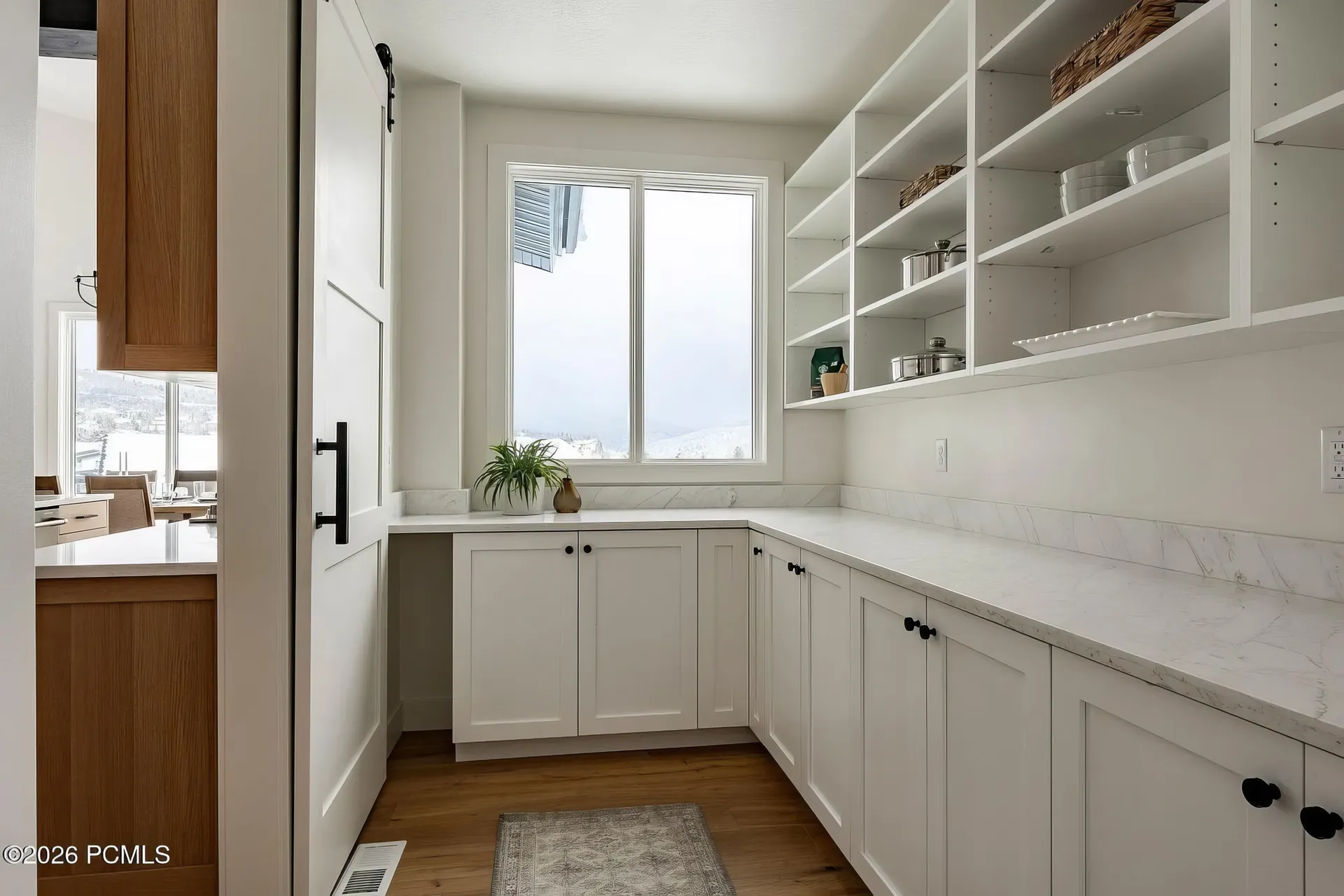 Discovery Ridge custom kitchen
